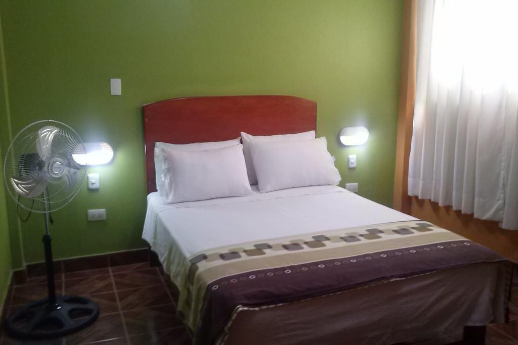 Hostal Real Alcazar Nazca Esterno foto